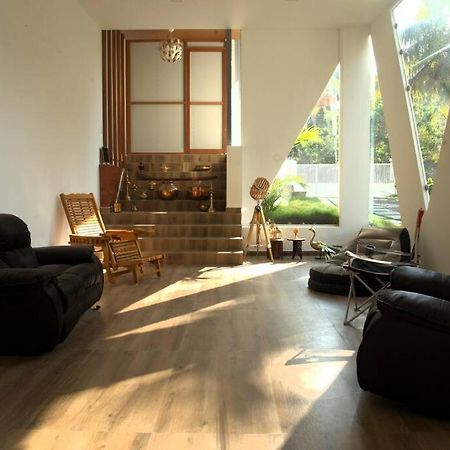 The Urban Getaway Villa Thiruvananthapuram Ngoại thất bức ảnh