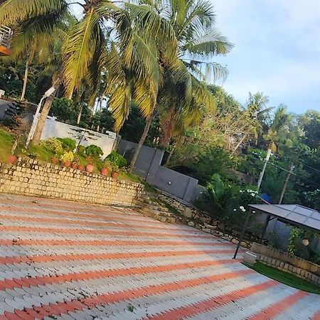 The Urban Getaway Villa Thiruvananthapuram Ngoại thất bức ảnh